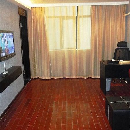 Fx Hotel East Lake Park Шеньчжень Екстер'єр фото
